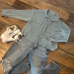 Free people LOOK ALIKE. Waffle knit, cropped top.